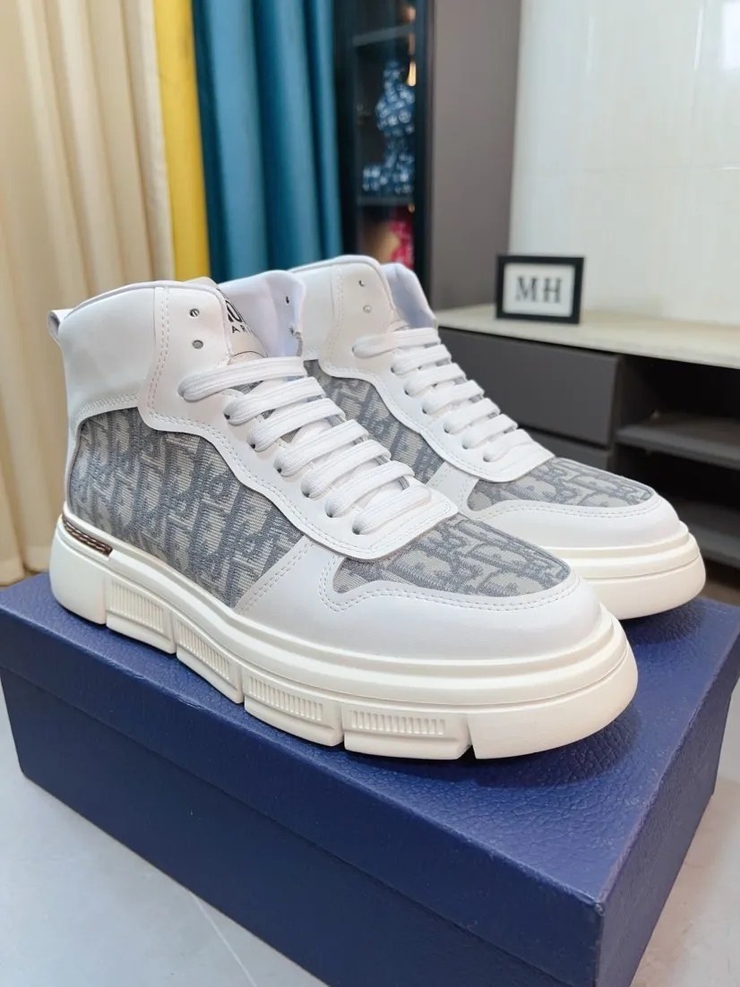 Men's shoes💰458🌹🌹[Dior] Men's casual high-top shoes! Material: Upper: Italian 🇮🇹 imported cowhide with printed mesh➕The lining and feet are made of imported genuine leather! Outsole material: Imported original rubber outsole! There is LOGO inlay on the side of the outsole, standard size 38-44
